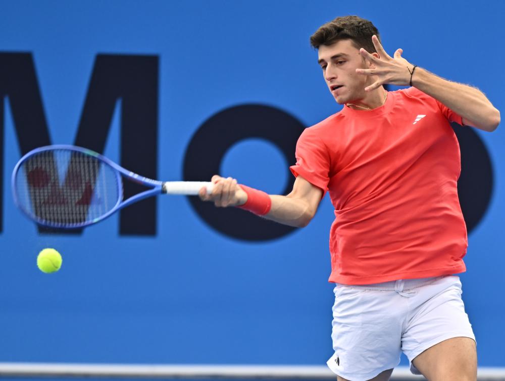 足球俱乐部年度转会总结